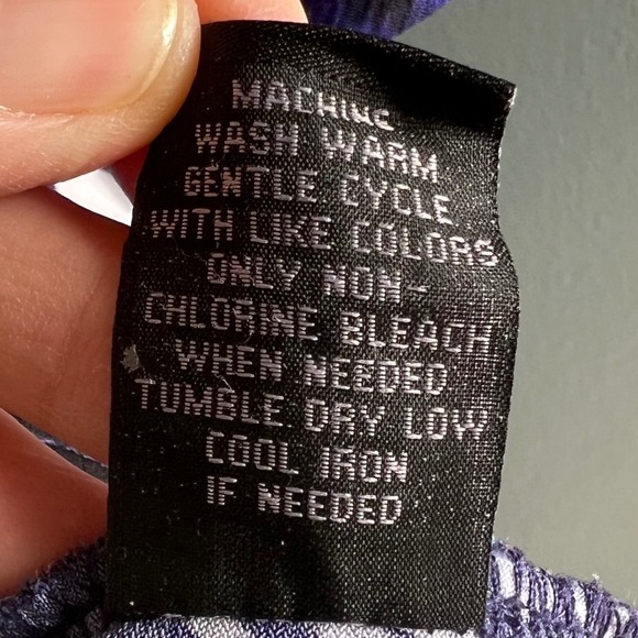 Investments Plus Size 1X Purple Blue Pink Abstract Print Flutter Sleeve Top - Picture 4 of 5